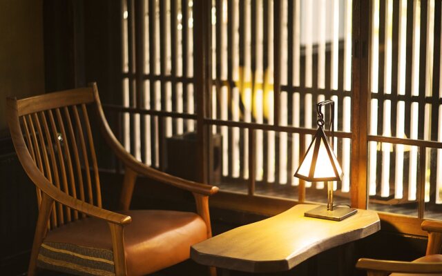 Migiwatei Ochi Kochi