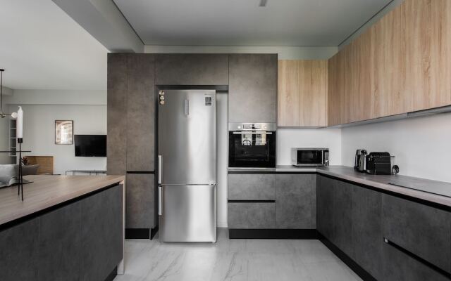 UPSTREET Teal Faliro House