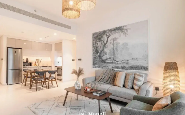 Manzil - Stylish 1BR in Emaar Beachfront