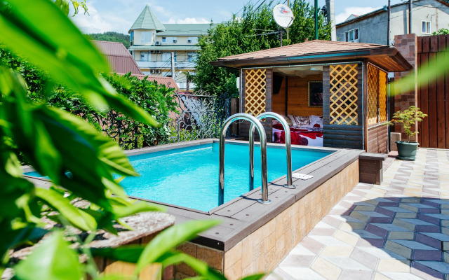 Mandarin (Lazarevskoe)