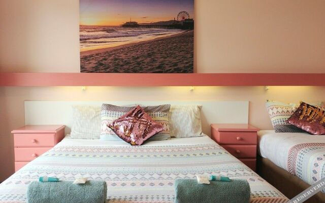 Mollymook Ocean View Motel Reward Long Stays - Over 18's Only