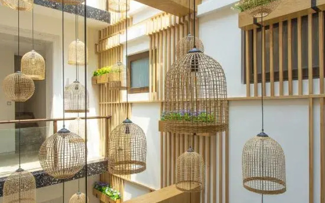 Coastal Huashu Boutique Hotel