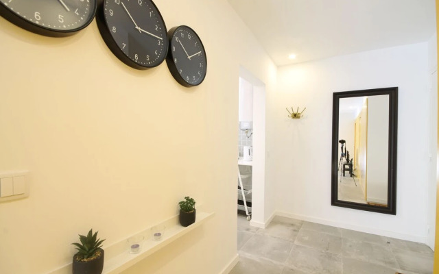 18 City Retreat with marvelous terrace