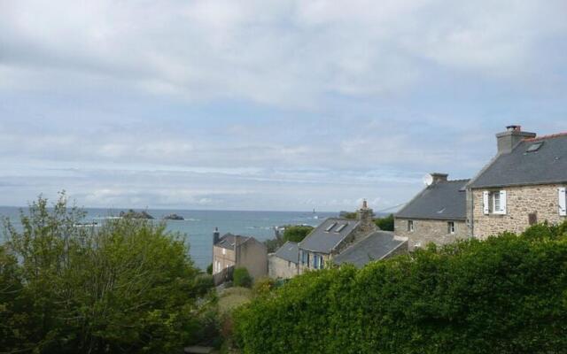 Semi-detached House With sea Views, Porspoder