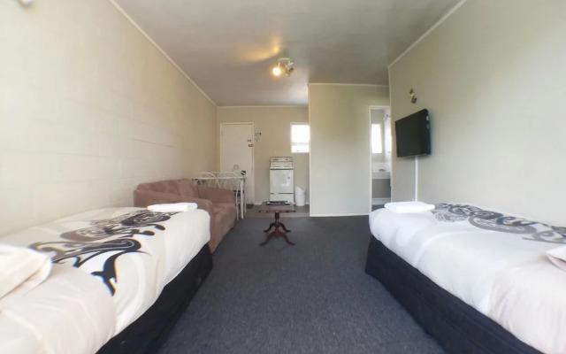 Takanini Park Motor Lodge