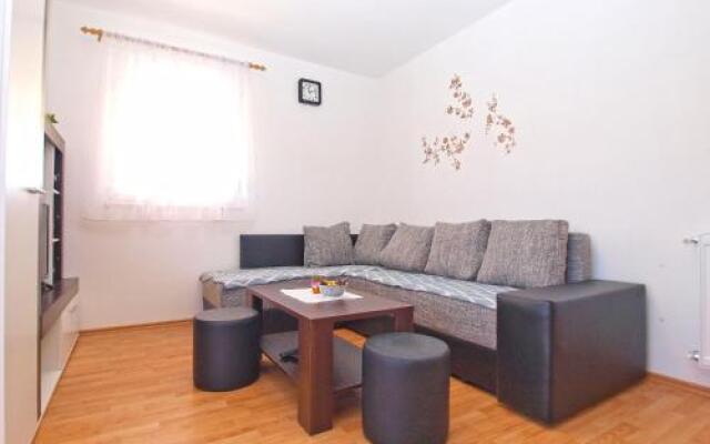 Apartments Mala Vala 1332