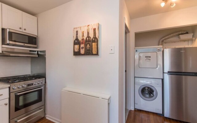 The Royal Studio - Philly's Finest - With Deck