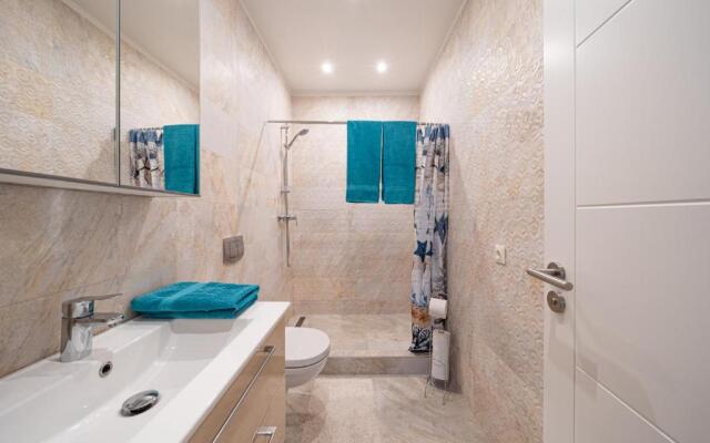 1-bedroom penthouse with underground parking