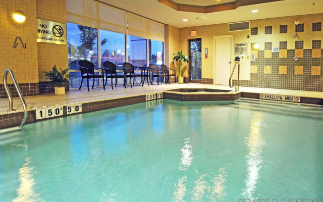 Holiday Inn Express & Suites Brampton by IHG