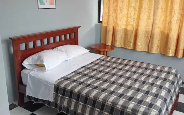 Tena - 4 Beds - Sleeps 12 - Pet Friendly - Hot Tub