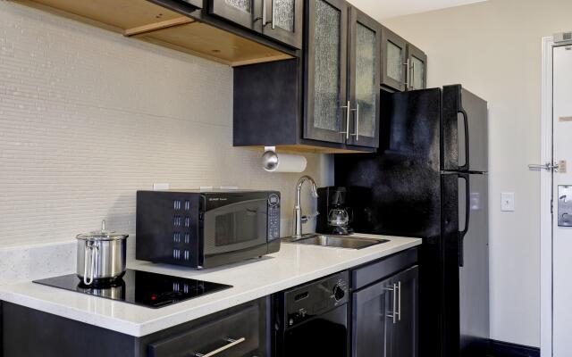 Candlewood Suites Indianapolis - South by IHG