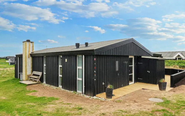 6 Person Holiday Home in Lokken-by Traum