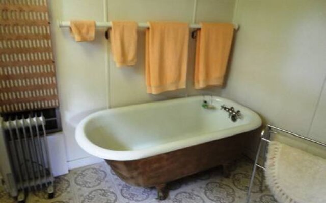 Riverbank B&B