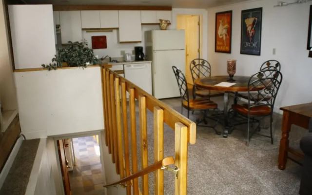 Bozeman - Gracious Urban Abode