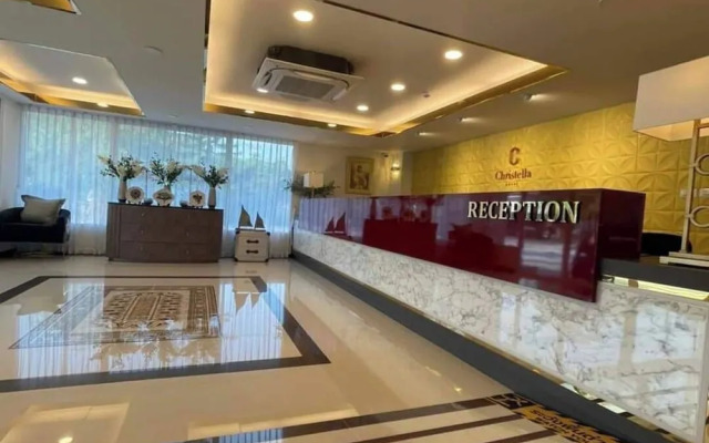 Christella Hotel Laemchabang