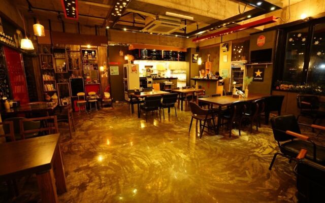 My Mother Guesthouse - Hostel