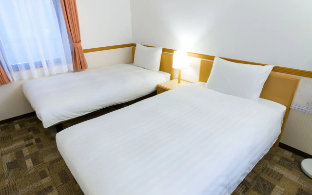 Toyoko Inn Kenkyu-gakuen Ekimae