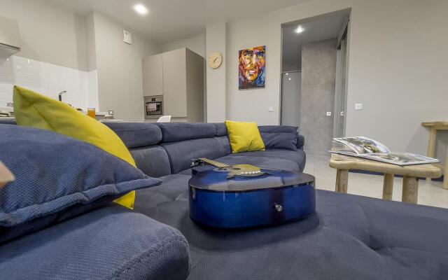 Высота 38 на улице 30-й Иркутской Дивизии