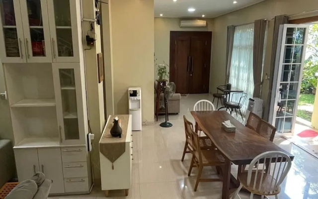 Cozzy Alam Sejuk Villa – Guest Rooms – Sukaraja