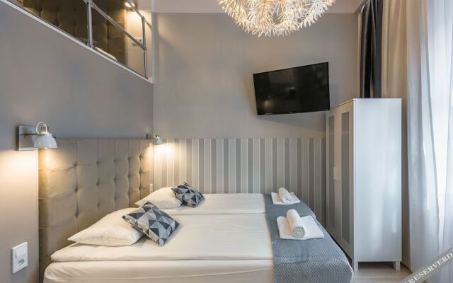 Loretańska Apartments 6