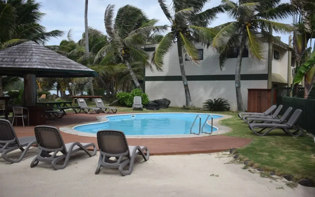 Avana Waterfront Apts
