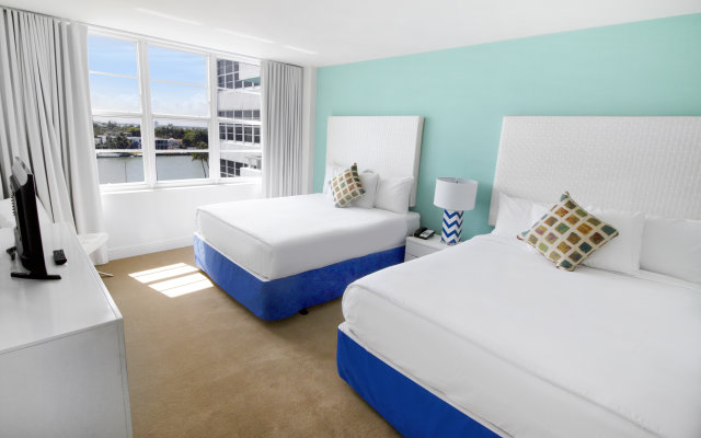 Seacoast Suites on Miami Beach