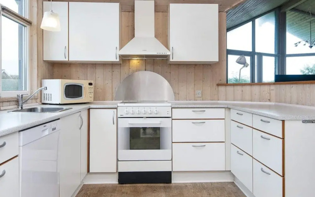 6 Person Holiday Home in Harboore-by Traum