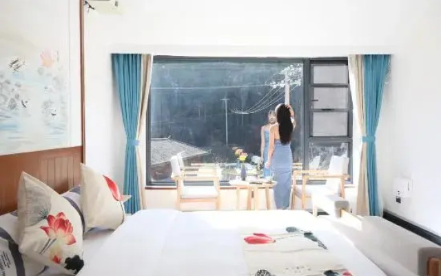 Silent bed and breakfast in Lugu Lake