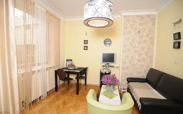 Liza Apartment