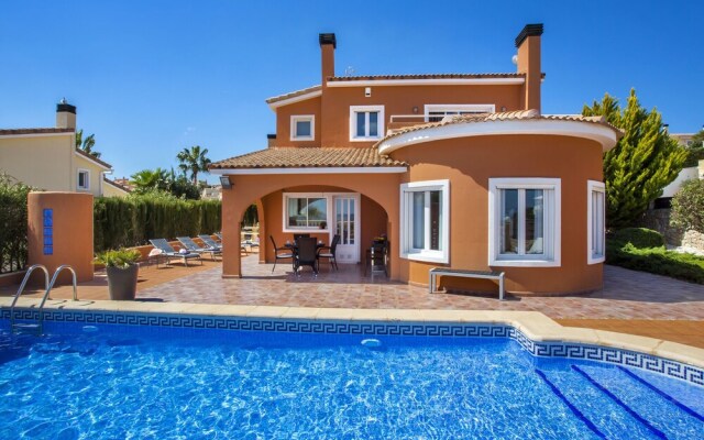 Luxury Villa With Private Swimming Pool in Moraira