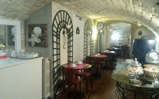 Hotel Prince Monceau