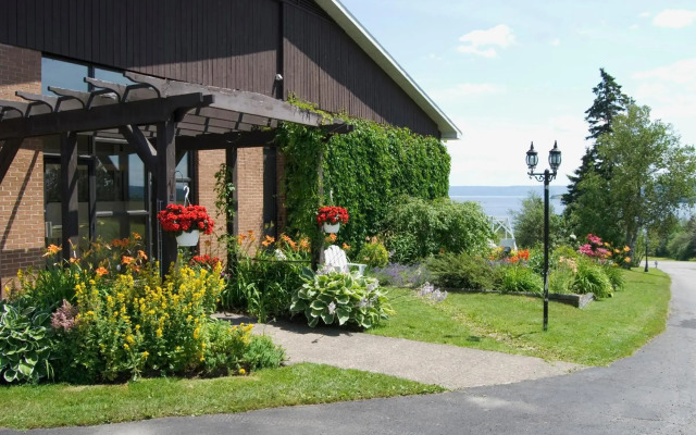 Silver Dart Lodge