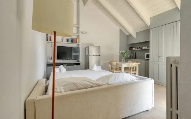 JOIVY Cosy 1BR flat near Sempione Park