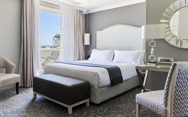 Queen Victoria Hotel