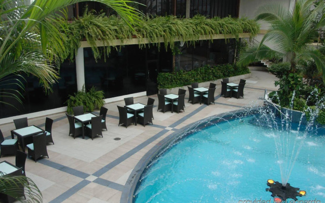 Renaissance Panama City Hotel