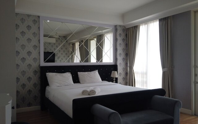 Deluxe 3BR Apartment with City View at Landmark Residence