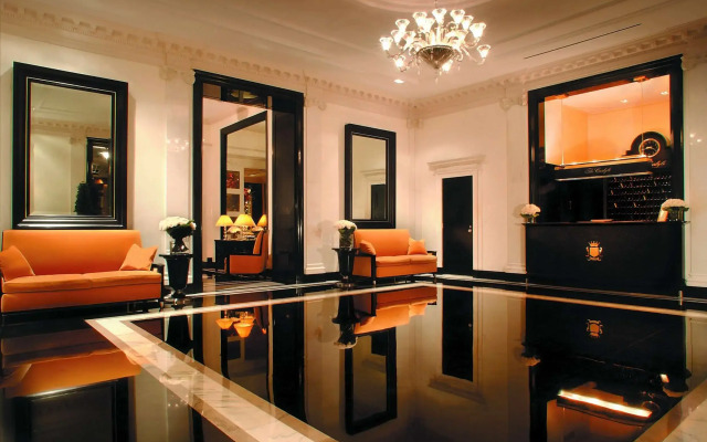 The Carlyle, A Rosewood Hotel