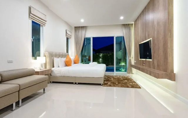 Luxury Pool Villa A18