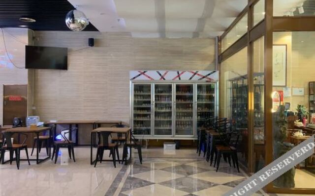 Vienna 3 Best Hotel (Xiamen Airport Xiagu Dock)