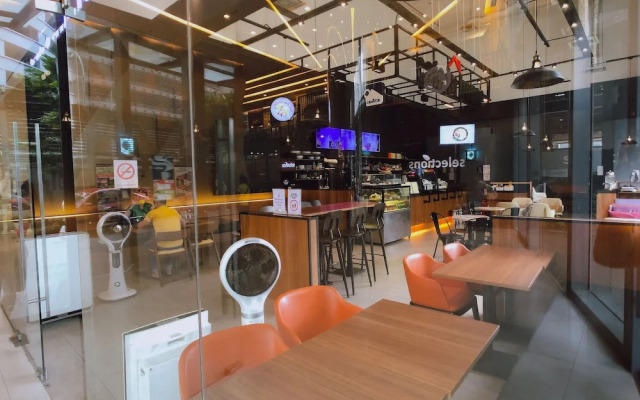 OHO Suites KLCC Summer Suites