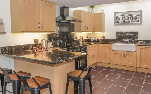 Bryn Derwen Coach House