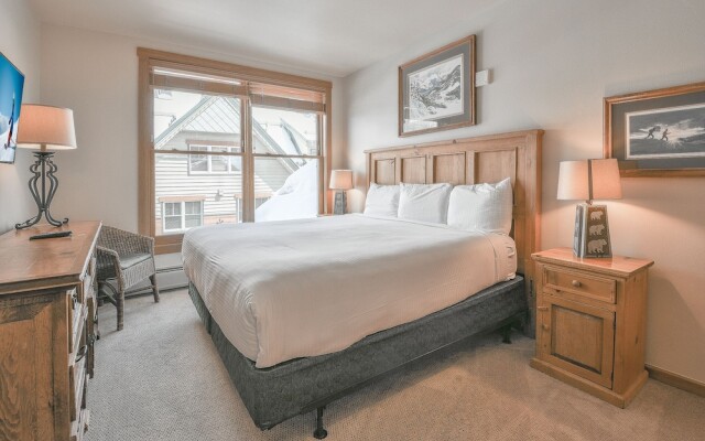 Black Bear 8052 by SummitCove Vacation Lodging