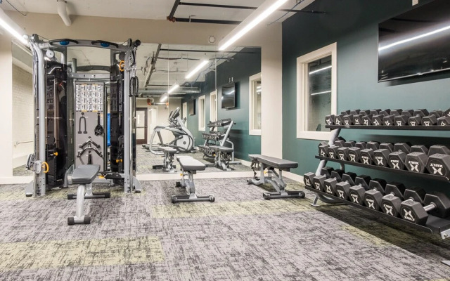 FRONTDESK 917 Locust St Apts Downtown St Louis