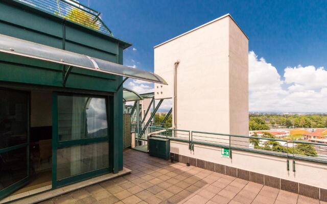 Vanchiglietta Terrace Apartment