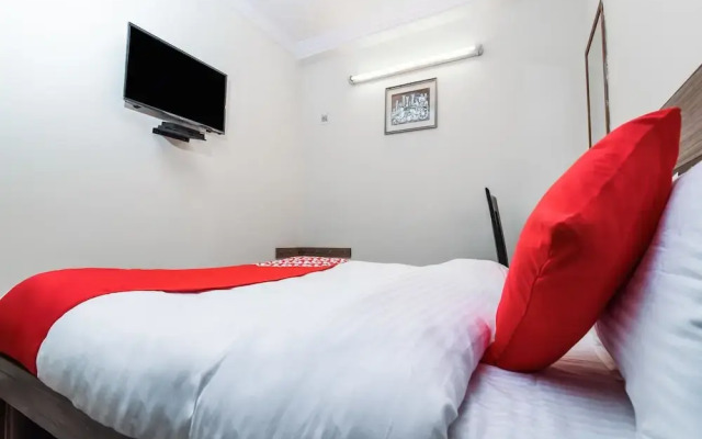 Oyo Flagship 14620 Kabila Karol Bagh