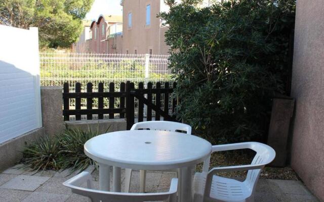 Maison Gruissan, 1 pièce, 4 personnes - FR-1-229-558