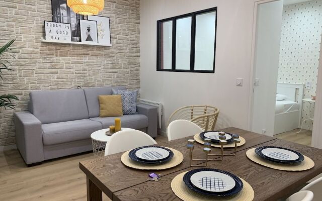 2 Bedrooms 253 St Denis