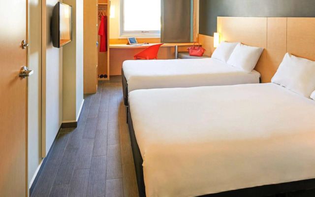 Ibis Los Mochis