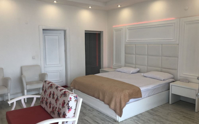 Beyaz Cinar Butik Hotel