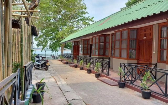 Pilgrim's Kitchen & Inn